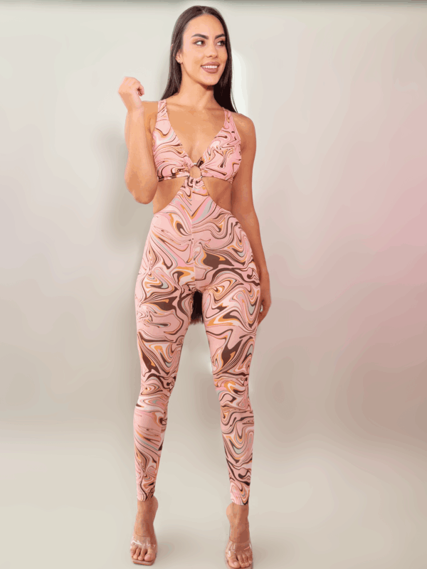 Mono Marble Flow Cut-Out