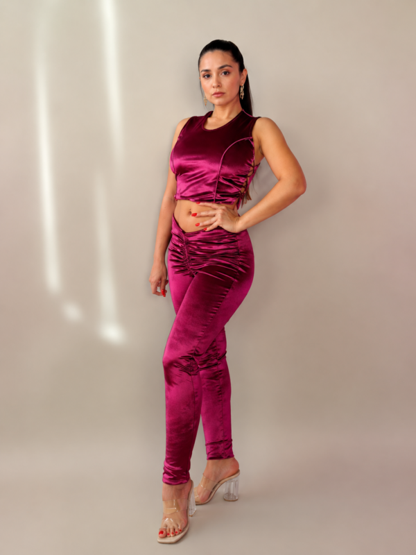 Mono Velvet Cherry